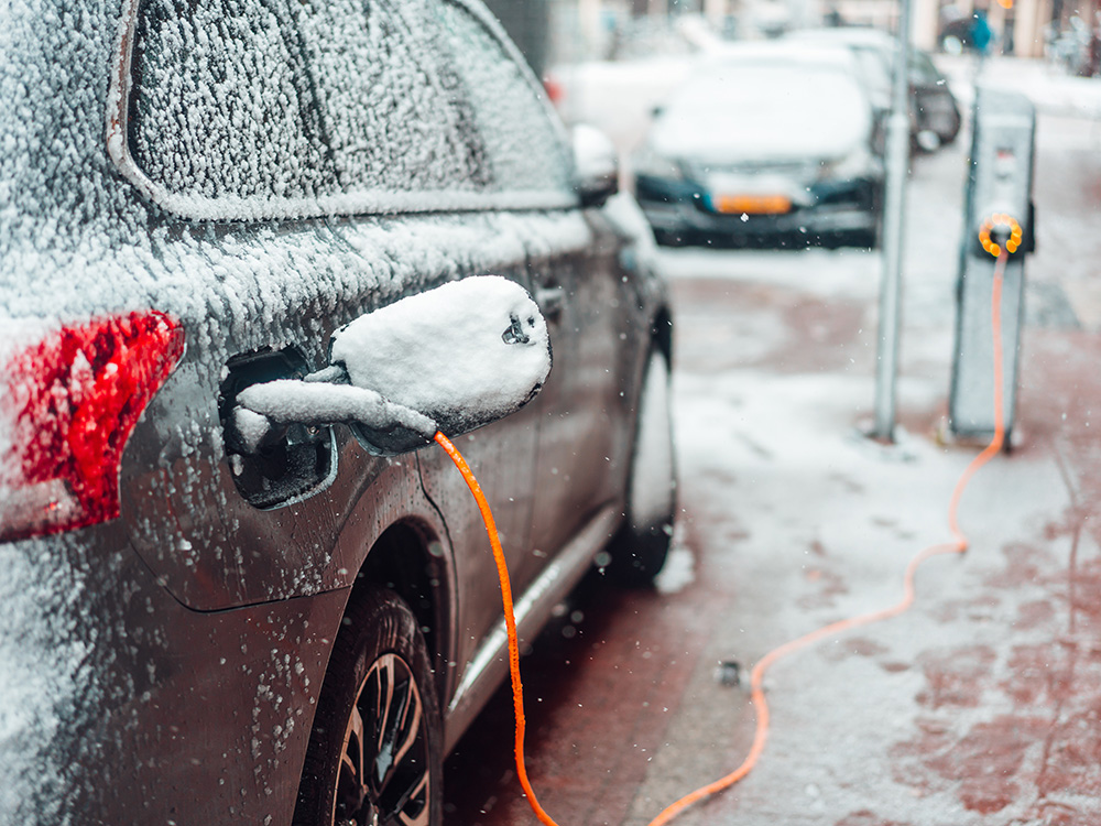Elektroauto winterfit machen: Darauf müssen Sie achten